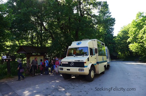 The park's train/ bus. It'd take you from ST1 to ST2 to ST3.